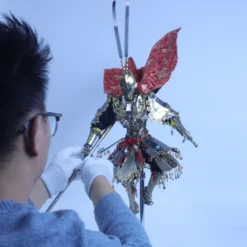 3D Metal Monkey King Sun Wukong Mecha Model Kit, DIY Assembly Collectible Figure with Cloak and Staff, Articulated Desktop Display for Adults (2600+PCS)