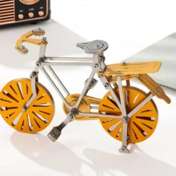 3D Metal Puzzle Bike DIY Mechanical Assembly Model Kit – Stainless Steel Bicycle, Desktop Collectible Craft for Mechanical Enthusiasts (105+PCS)