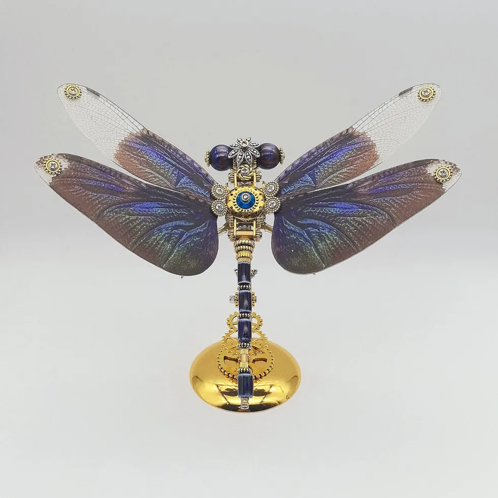 3D Metal Steampunk Insect Assembly Model Kit with Magnetic Display Base