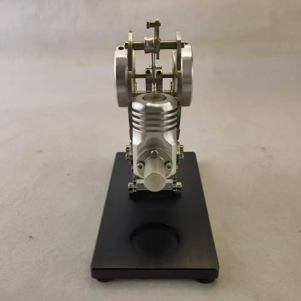Single Cylinder Stirling Engine Model with Flying Bird Design